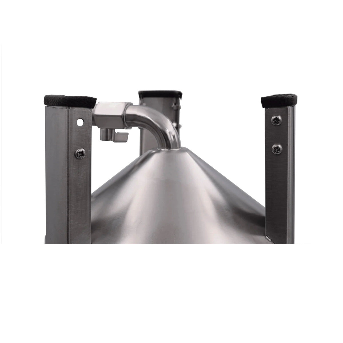 Fermenter with bottom drain valve